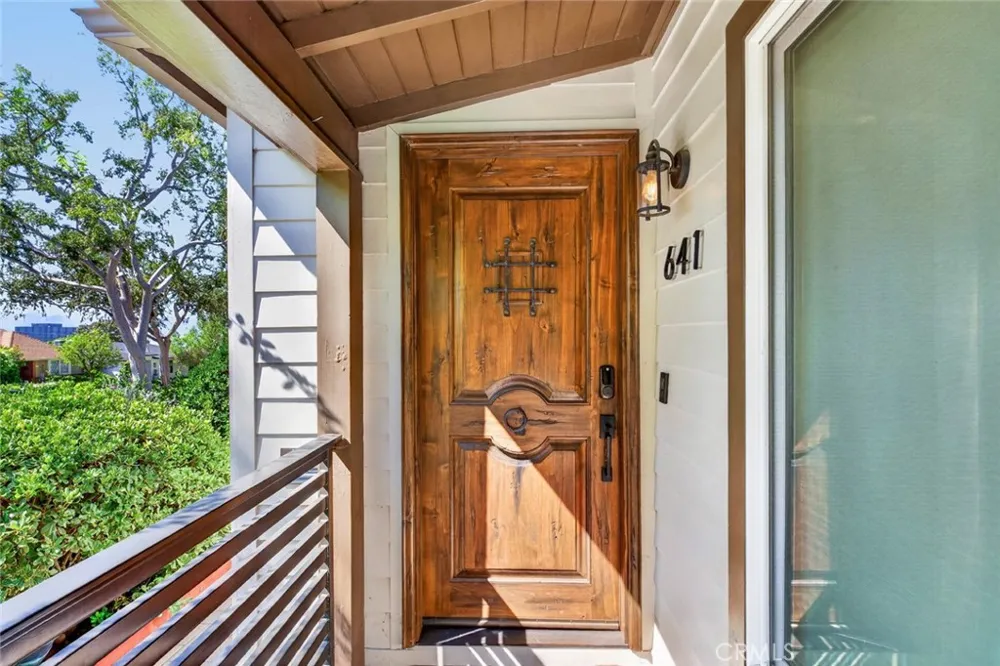 641 E Grinnell Burbank, CA 91501