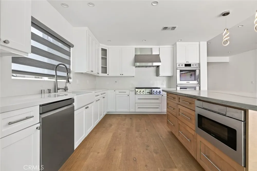 641 E Grinnell Burbank, CA 91501