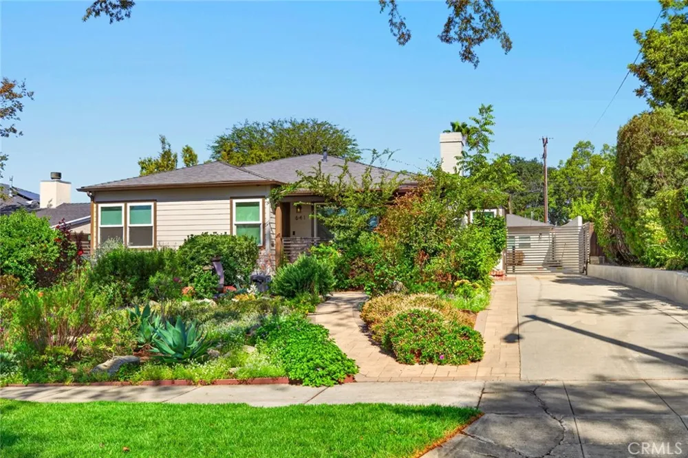 641 E Grinnell Burbank, CA 91501