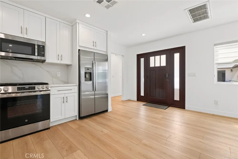 641 E Grinnell Burbank, CA 91501