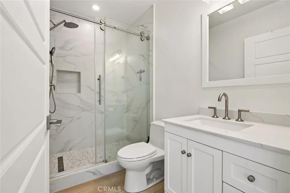 641 E Grinnell Burbank, CA 91501