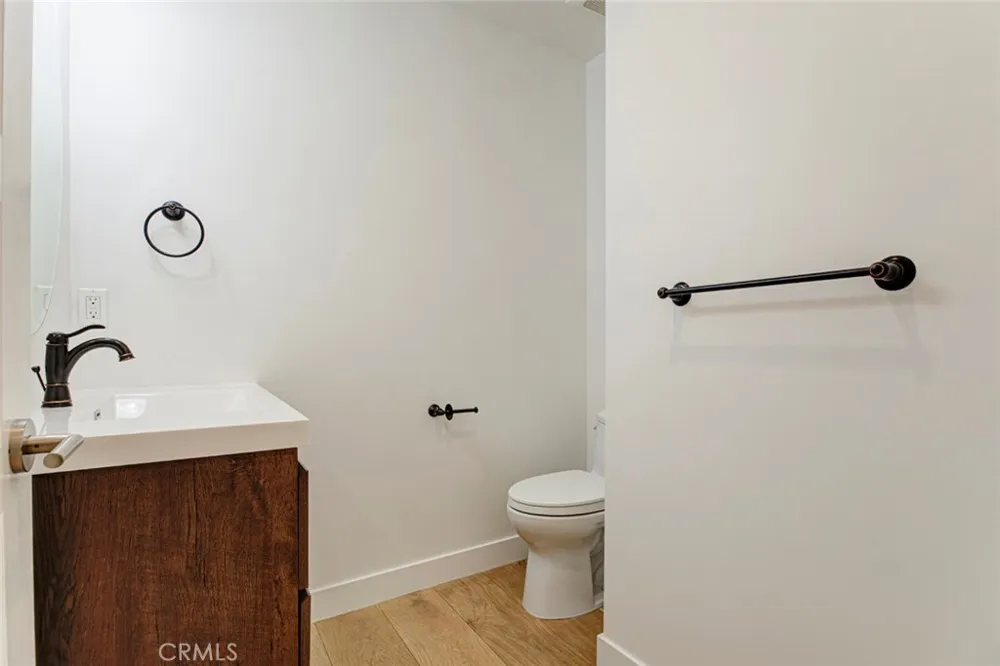 641 E Grinnell Burbank, CA 91501