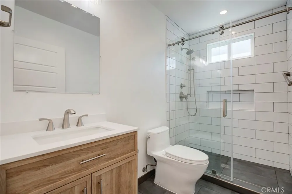 641 E Grinnell Burbank, CA 91501