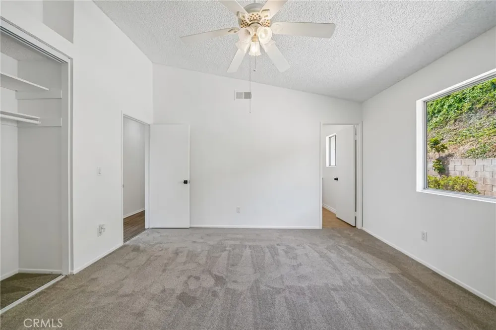 2320 W Sunrise Drive Rialto, CA 92377
