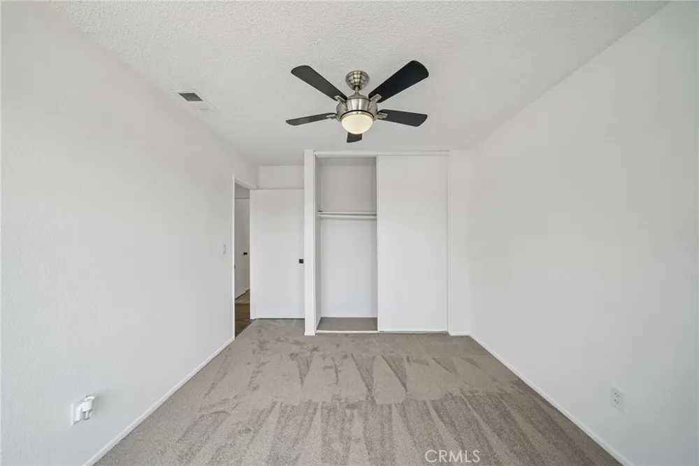 2320 W Sunrise Drive Rialto, CA 92377