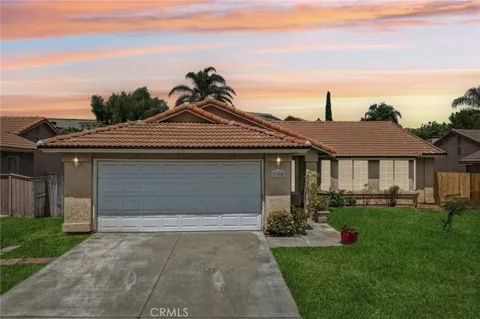 2320 W Sunrise Drive