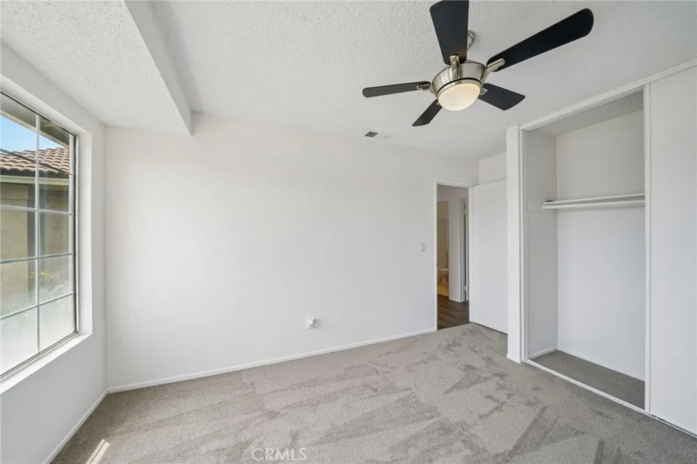 2320 W Sunrise Drive Rialto, CA 92377