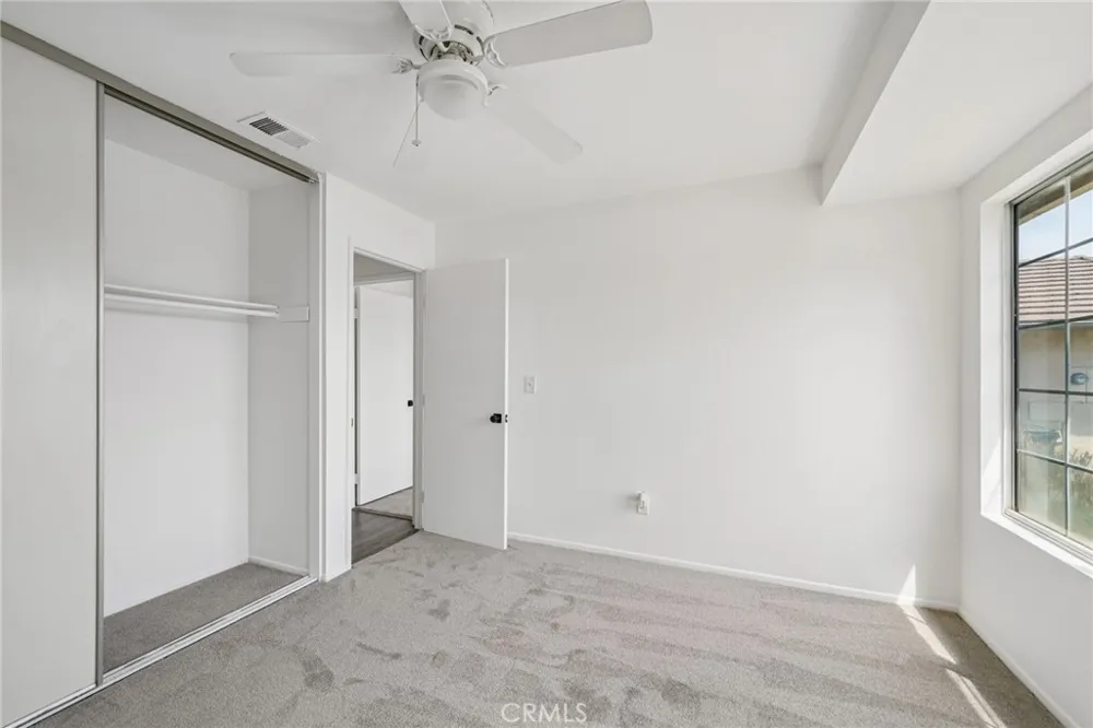 2320 W Sunrise Drive Rialto, CA 92377