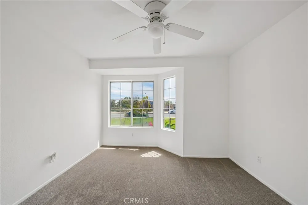2320 W Sunrise Drive Rialto, CA 92377