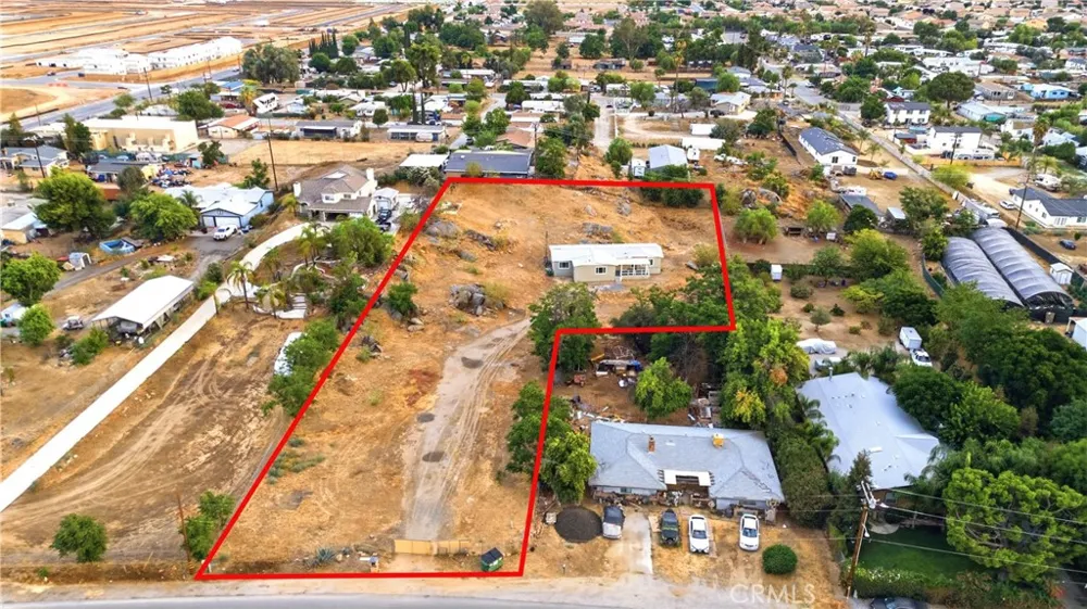 33405 Old State Hemet, CA 92545