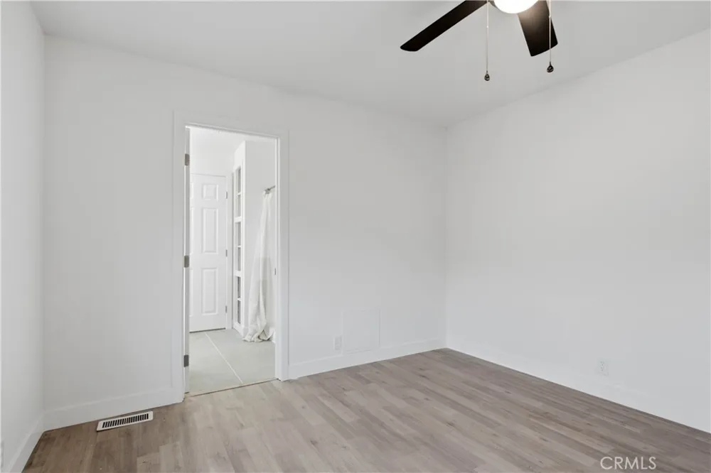 33405 Old State Hemet, CA 92545