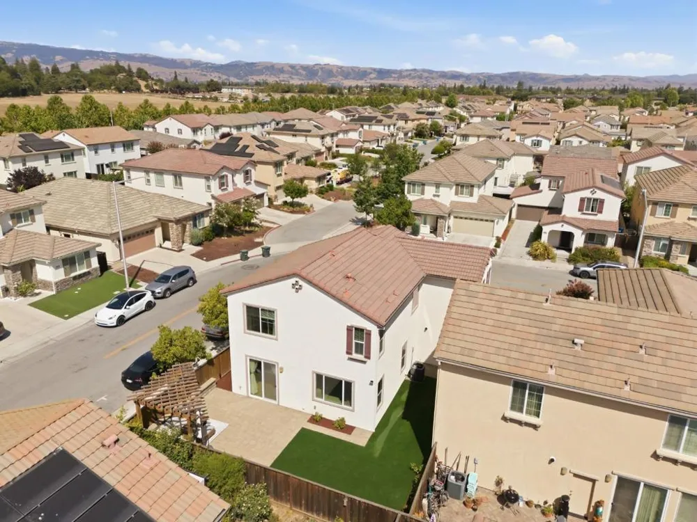 7721 Sumac Place Gilroy, CA 95020