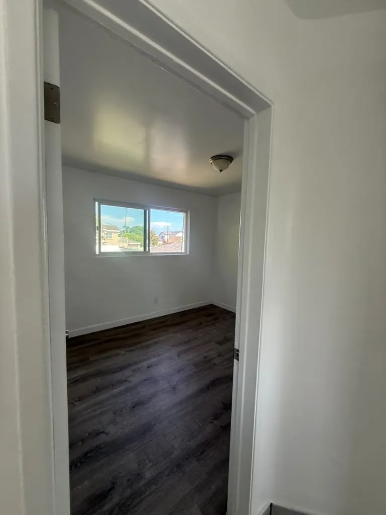 12217 223rd Street #4 Hawaiian Gardens, CA 90716