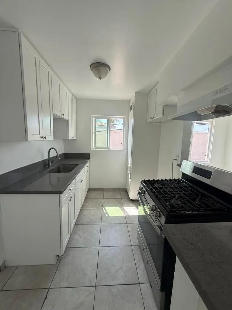 12217 223rd Street #4 Hawaiian Gardens, CA 90716