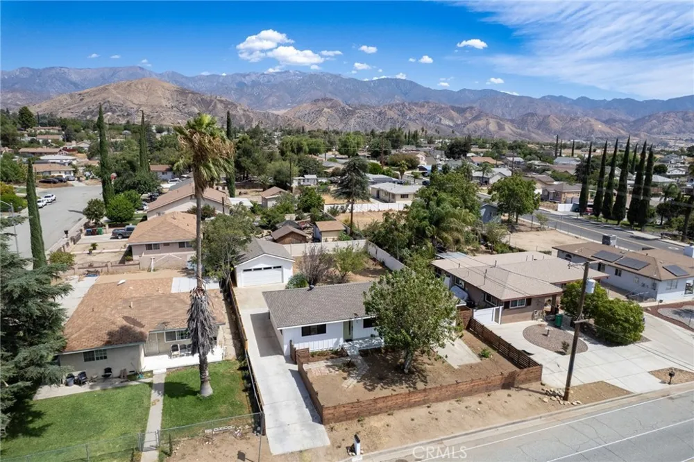 735 E Wilson Street Banning, CA 92220
