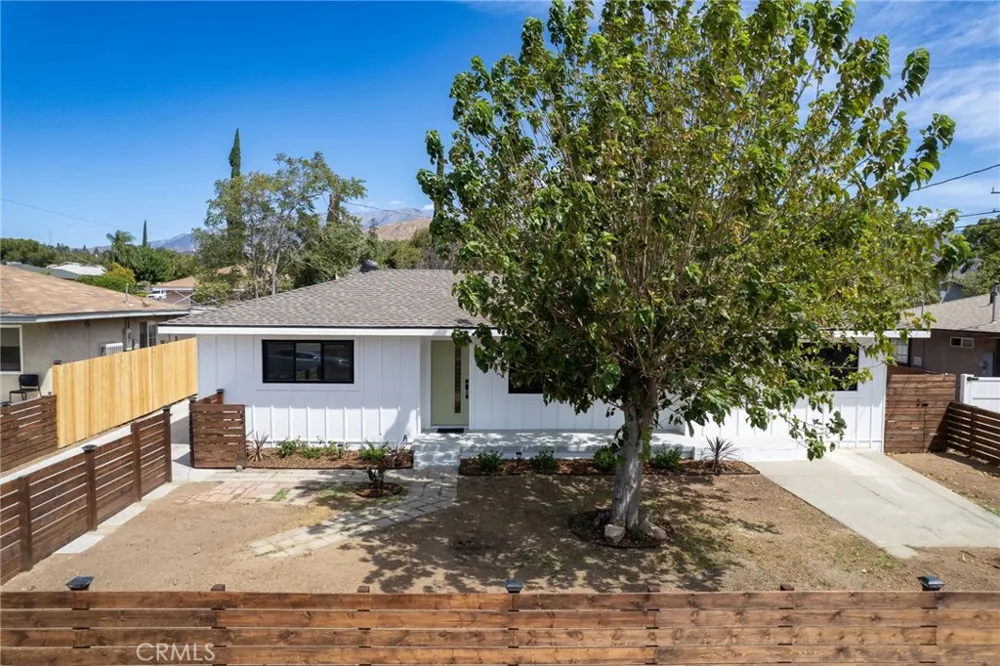 735 E Wilson Street Banning, CA 92220