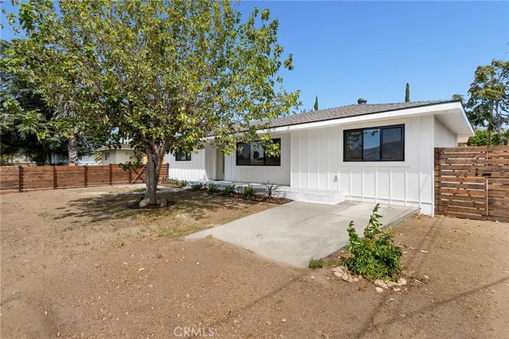 735 E Wilson Street Banning, CA 92220