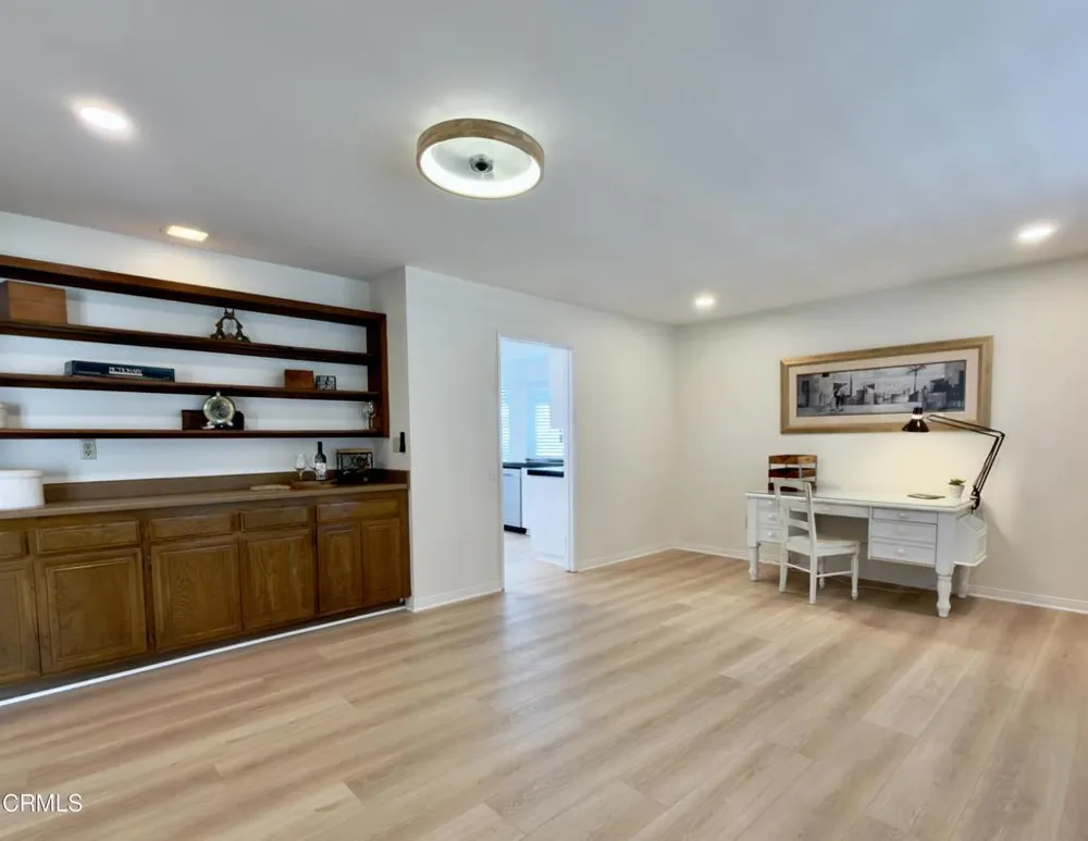 44006 Village 44 Camarillo, CA 93012