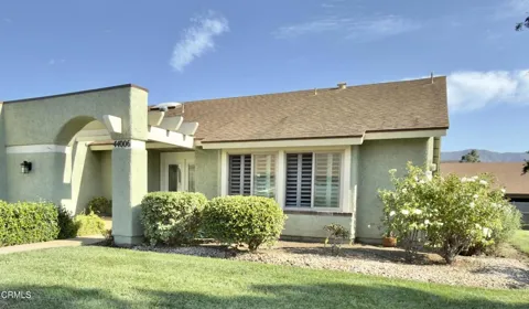 44006 Village 44
