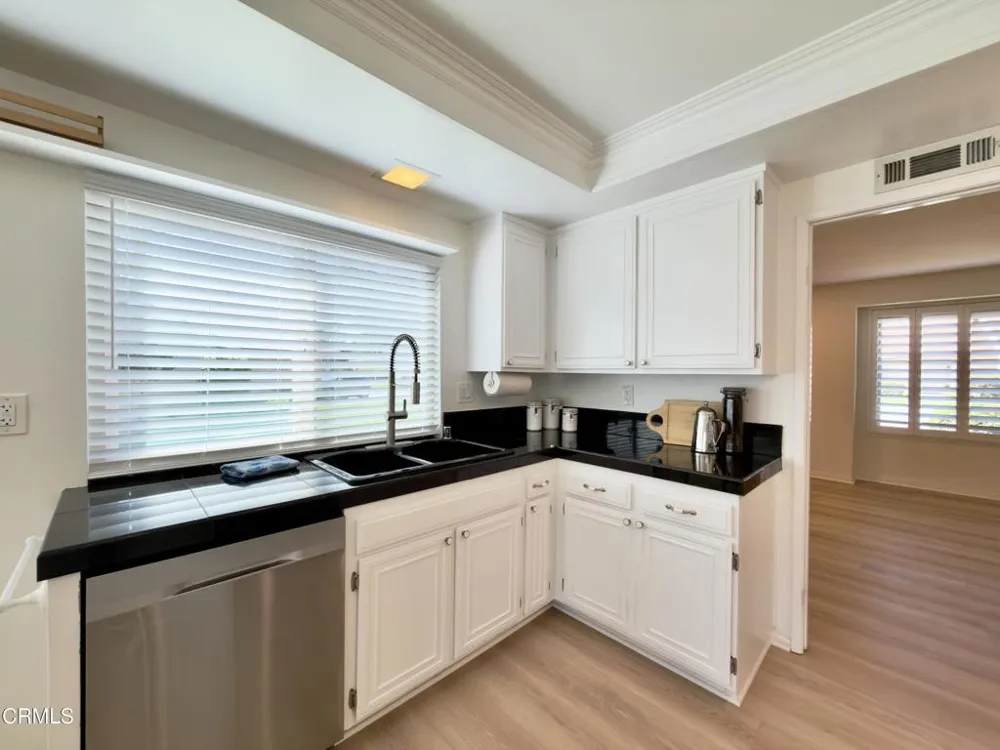44006 Village 44 Camarillo, CA 93012