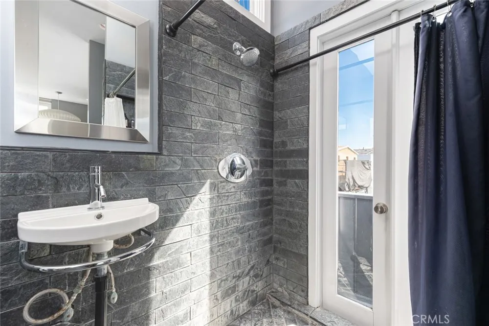 120 34th Street Newport Beach, CA 92663