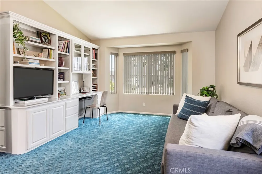 1015 Fathom Seal Beach, CA 90740