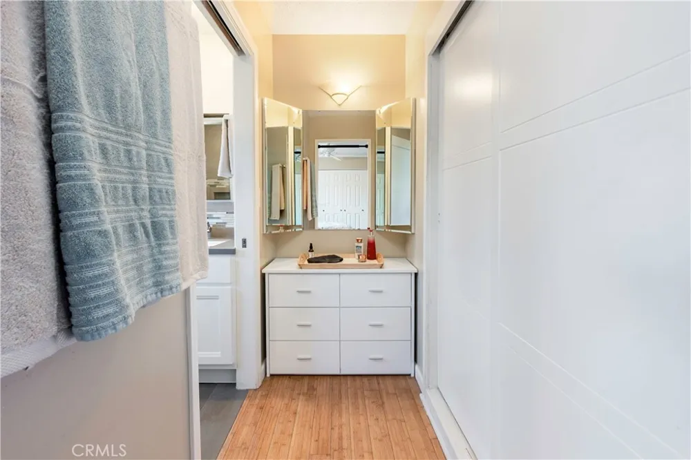 1015 Fathom Seal Beach, CA 90740