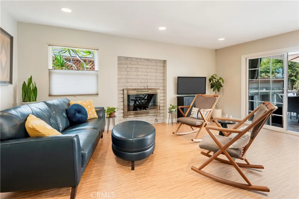 1015 Fathom Seal Beach, CA 90740