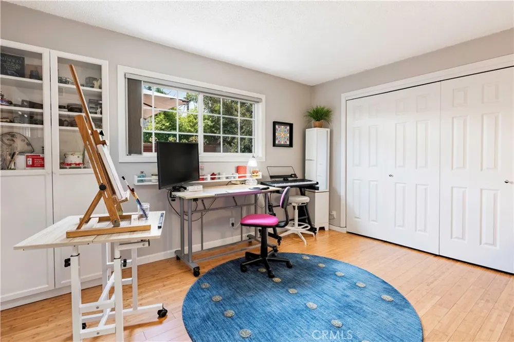 1015 Fathom Seal Beach, CA 90740