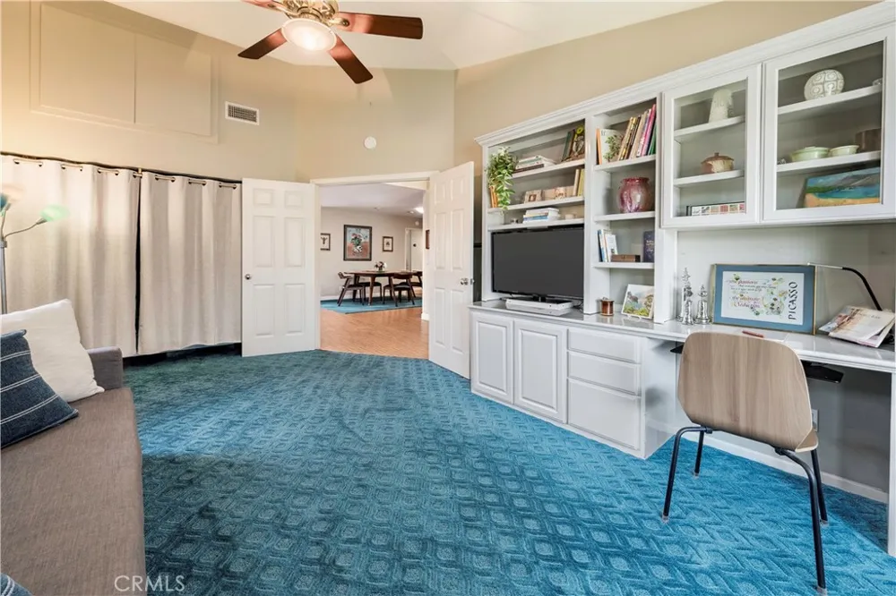 1015 Fathom Seal Beach, CA 90740