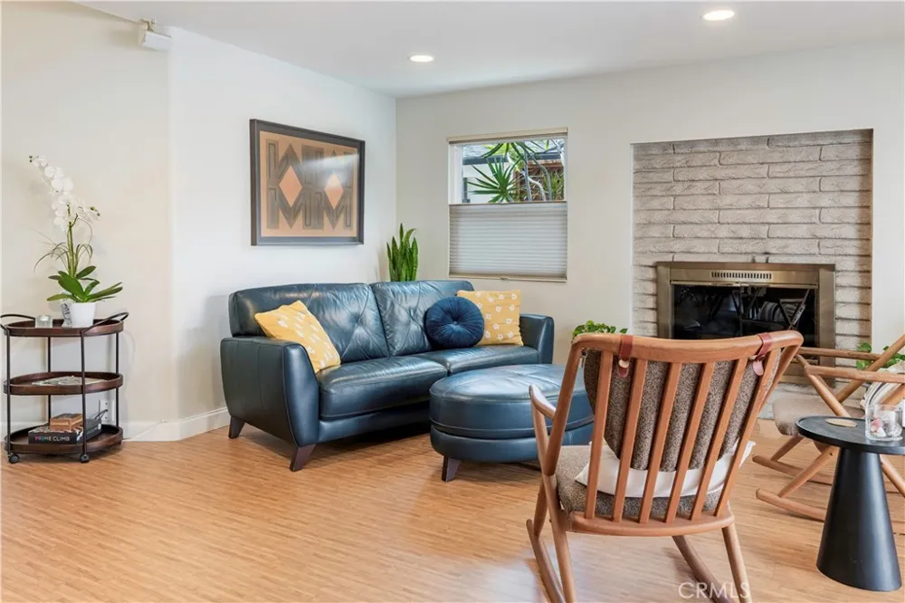 1015 Fathom Seal Beach, CA 90740