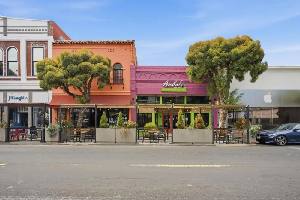 302 Creekside Village Drive Los Gatos, CA 95032