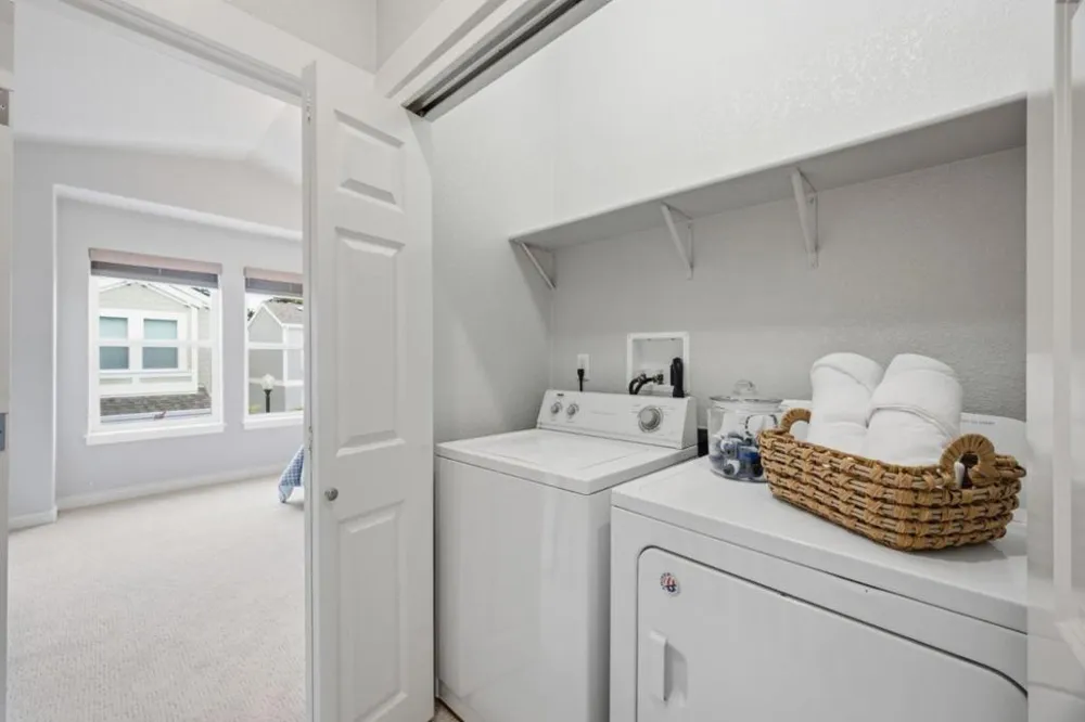 302 Creekside Village Drive Los Gatos, CA 95032
