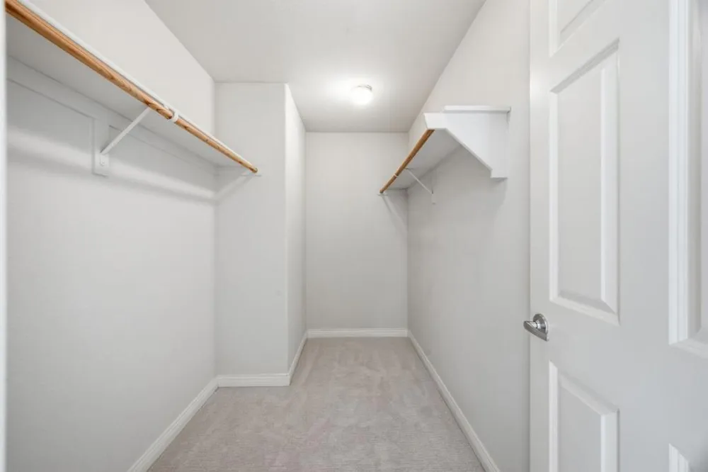 302 Creekside Village Drive Los Gatos, CA 95032