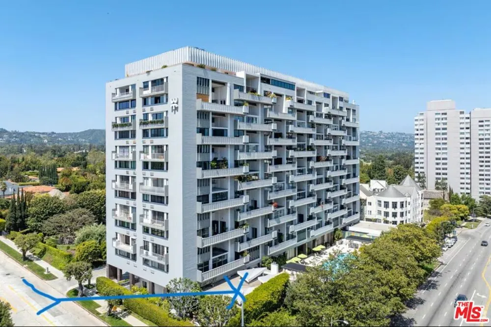 10375 Wilshire Boulevard #1B Los Angeles, CA 90024