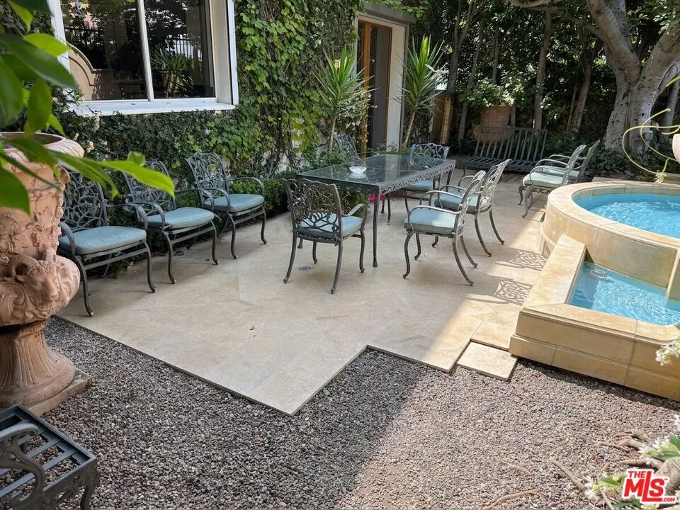 10375 Wilshire Boulevard #1B Los Angeles, CA 90024