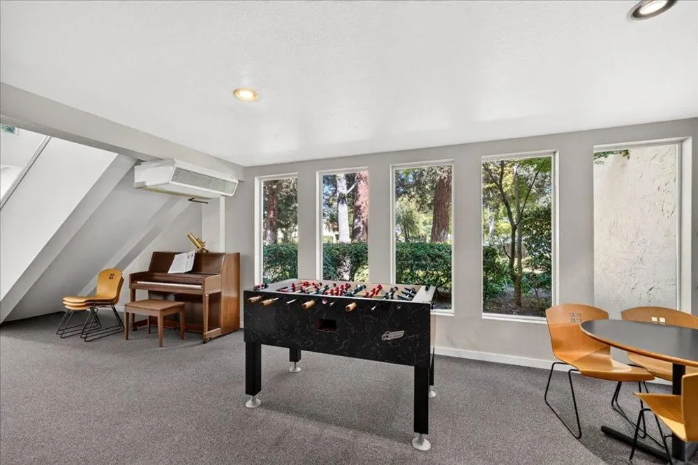 304 Tradewinds Drive #1 San Jose, CA 95123