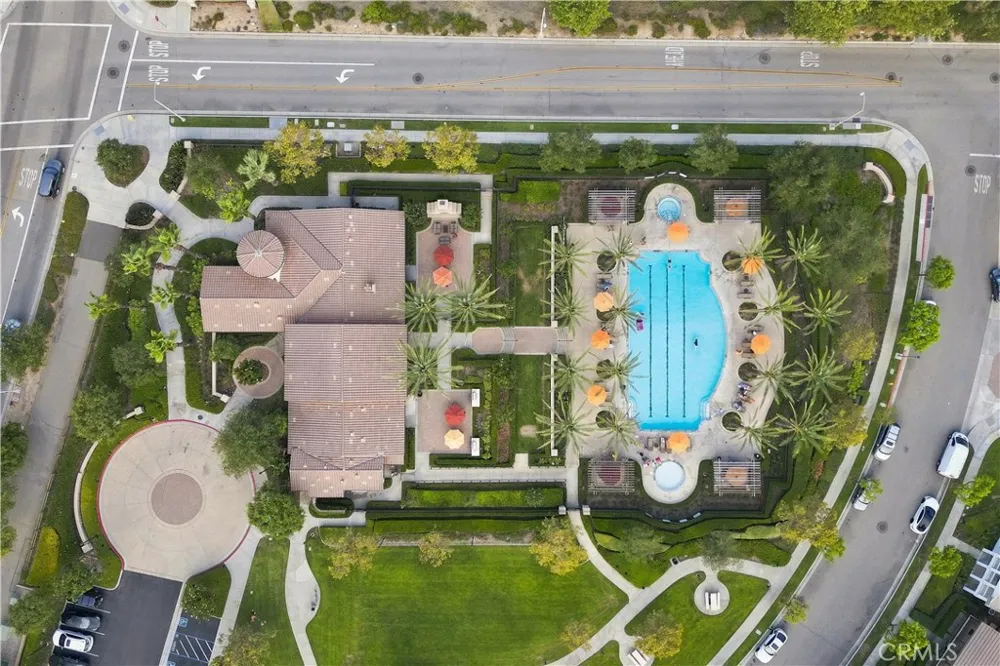 858 E Manresa Azusa, CA 91702