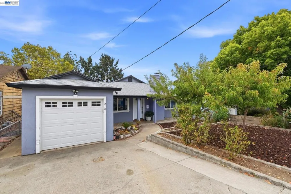 1210 Highland Blvd Hayward, CA 94542