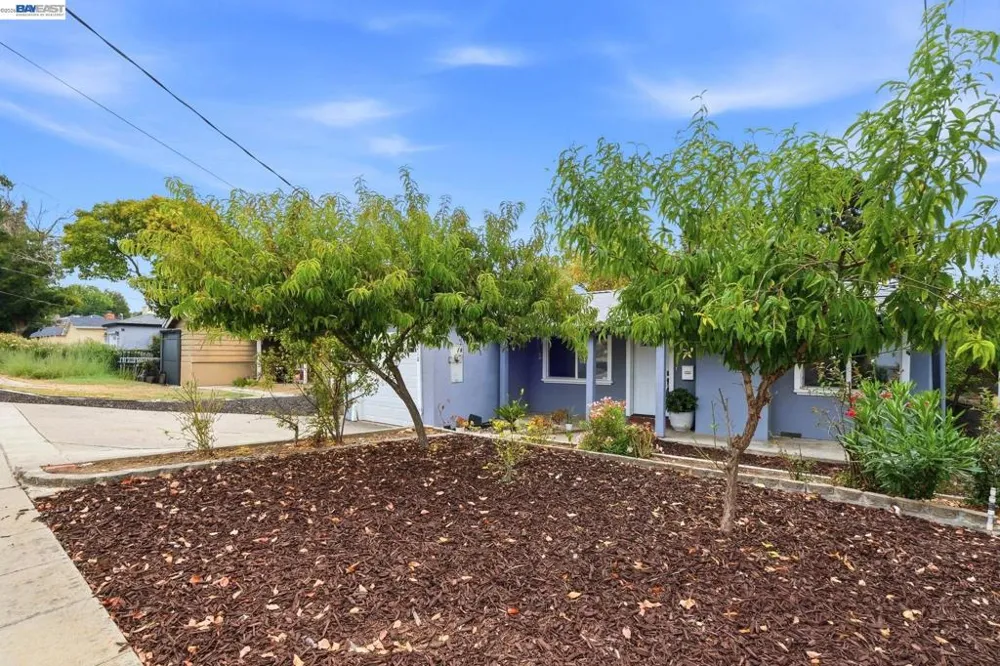 1210 Highland Blvd Hayward, CA 94542