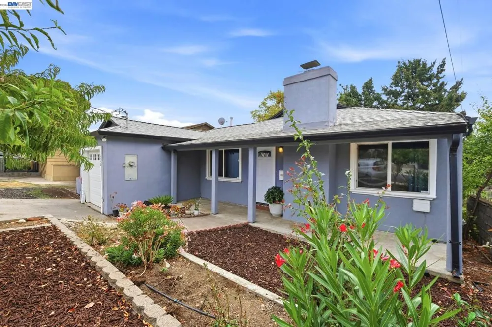 1210 Highland Blvd Hayward, CA 94542