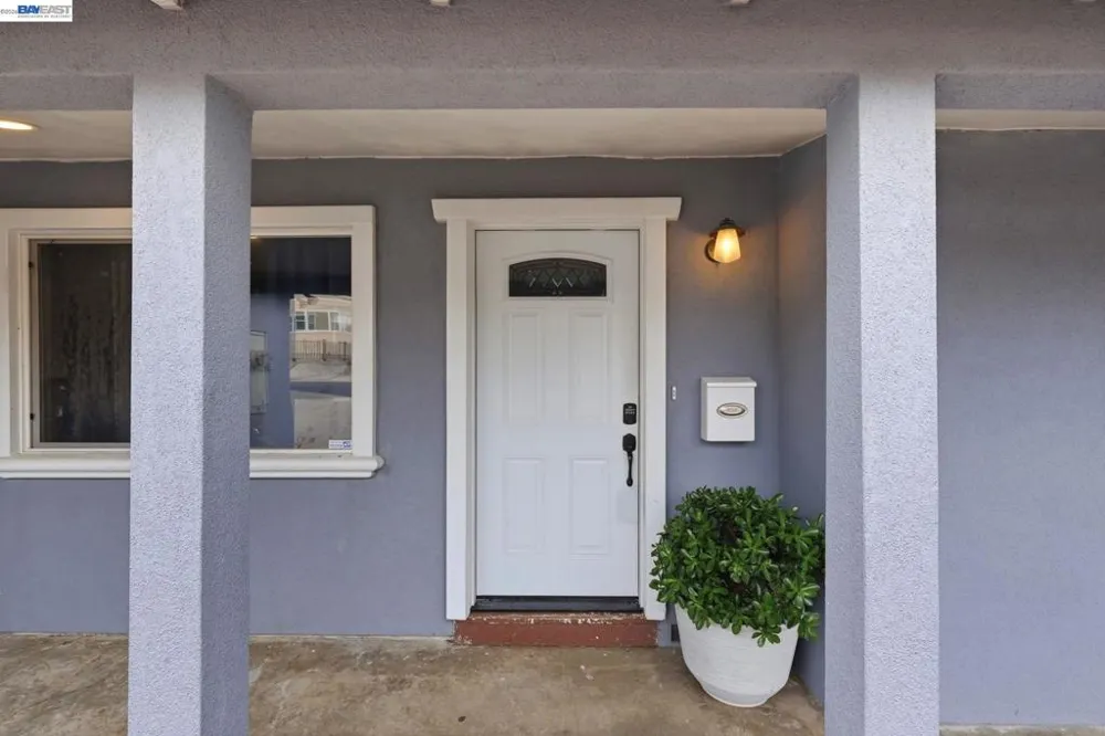 1210 Highland Blvd Hayward, CA 94542