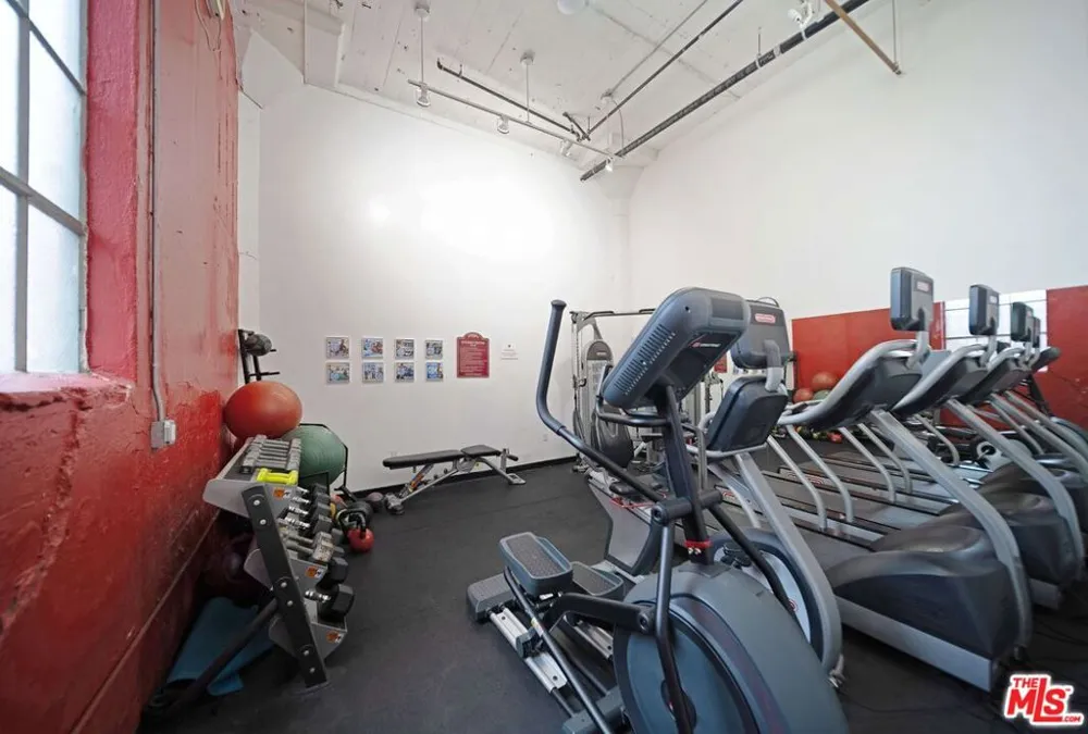 420 S San Pedro Street #421 Los Angeles, CA 90013