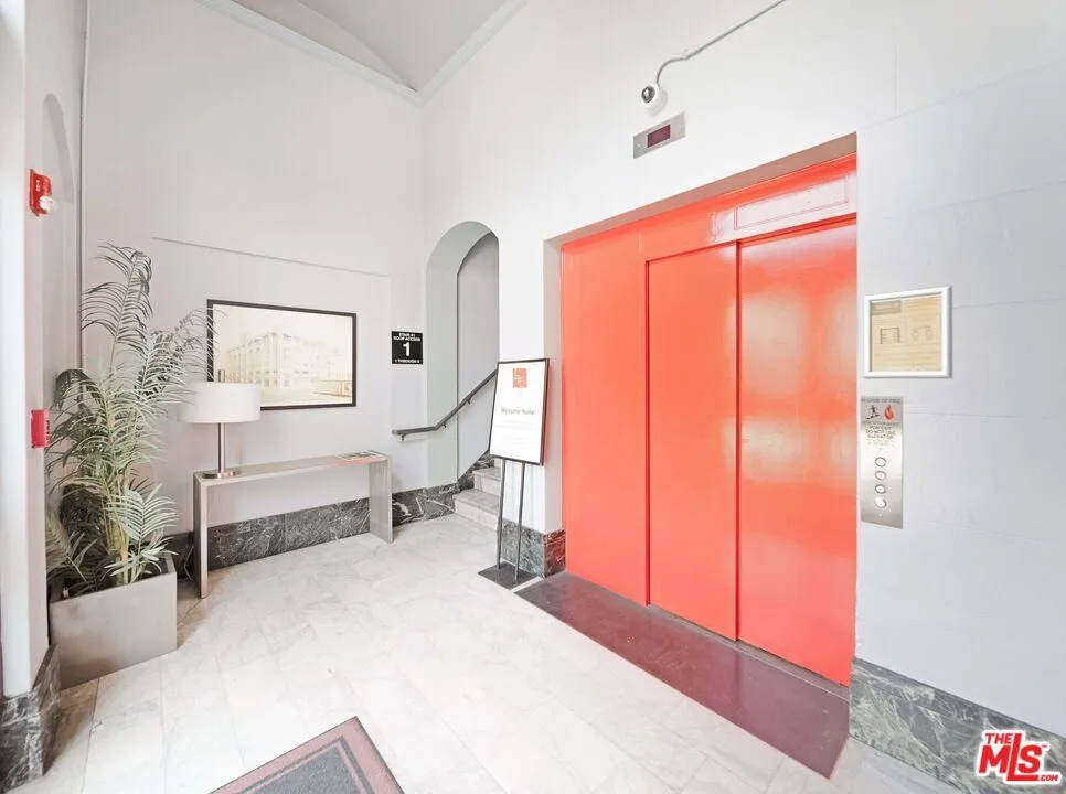 420 S San Pedro Street #421 Los Angeles, CA 90013