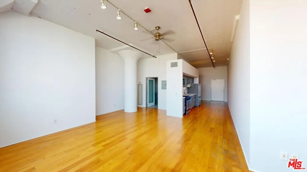 420 S San Pedro Street #421 Los Angeles, CA 90013