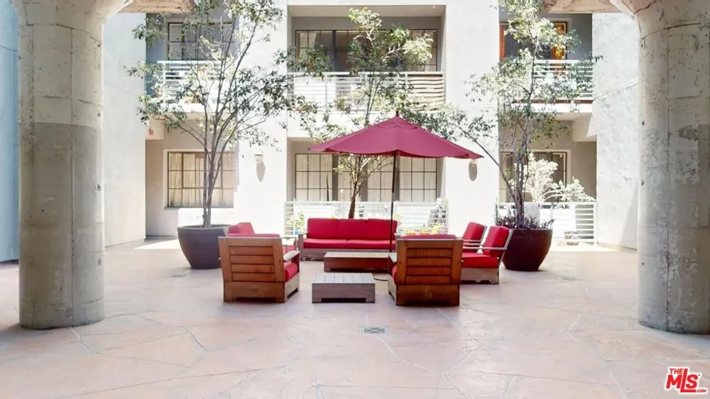 420 S San Pedro Street #421 Los Angeles, CA 90013