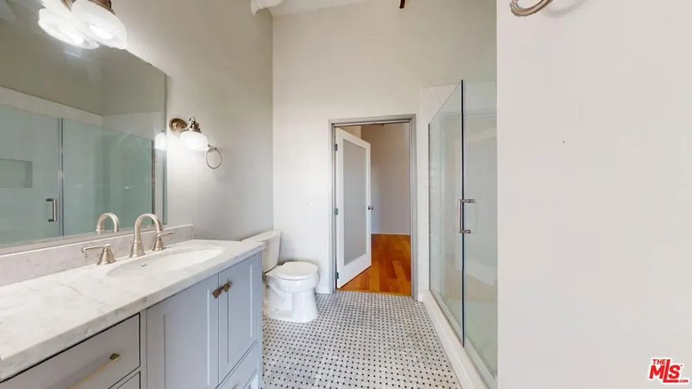 420 S San Pedro Street #421 Los Angeles, CA 90013