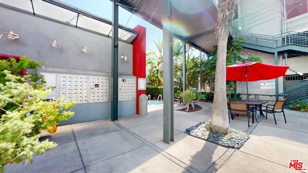 420 S San Pedro Street #421 Los Angeles, CA 90013