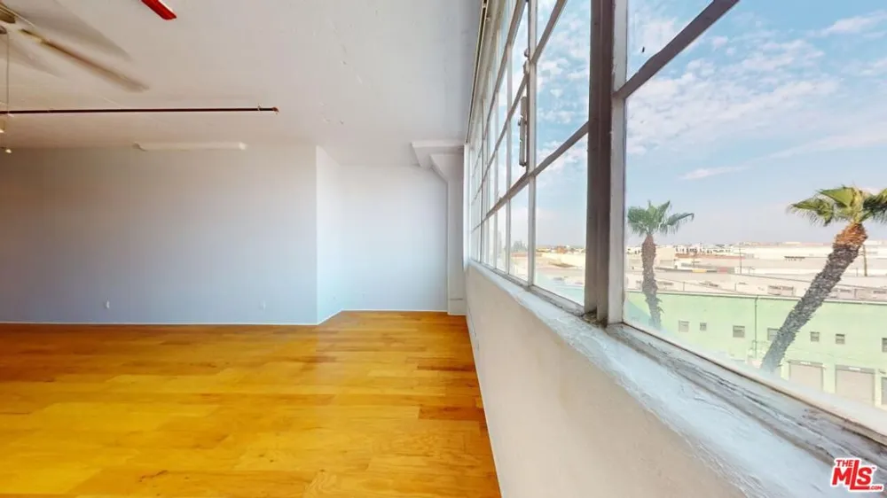 420 S San Pedro Street #421 Los Angeles, CA 90013