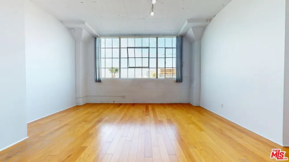 420 S San Pedro Street #421 Los Angeles, CA 90013